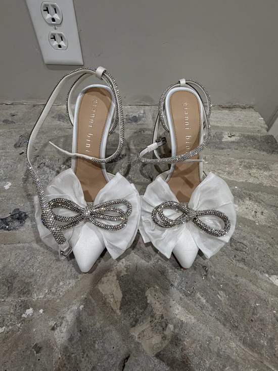 Gianni Bini Shoes - Gianni Bini White Satin Pointed-Toe Heels with Crystal Bow and Ankle Wrap